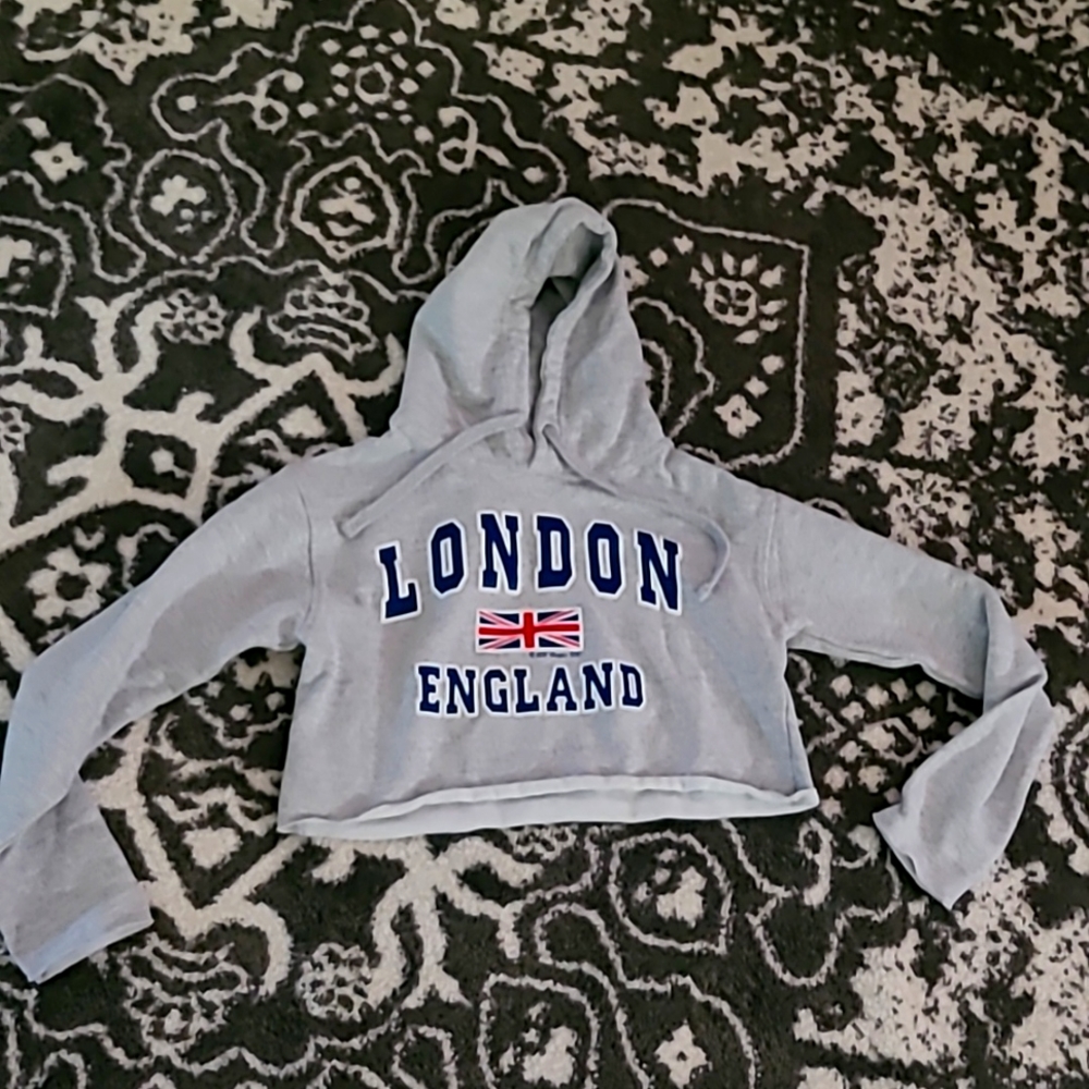 Free w/purchase London England British Flag cropped gray gym hoodie sweater S/M